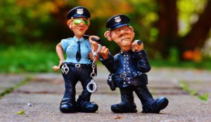 Policías y ladrones: mejores tragaperras temáticas